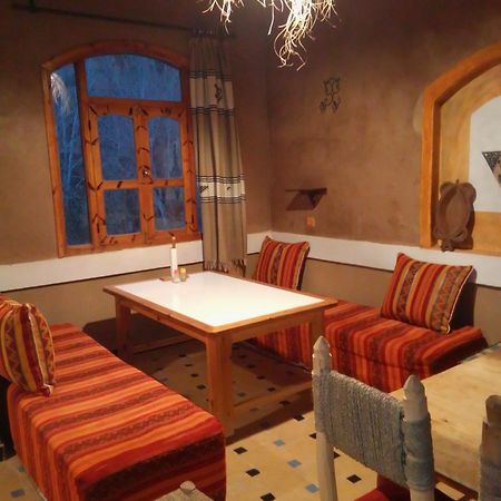 Riad Pizzeria Marhaba Akhendachou n'Ait Ouffi Eksteriør billede