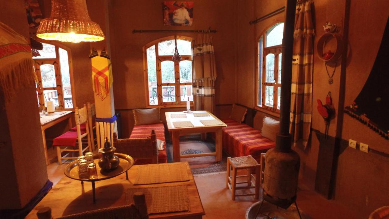 Riad Pizzeria Marhaba Akhendachou n'Ait Ouffi Eksteriør billede
