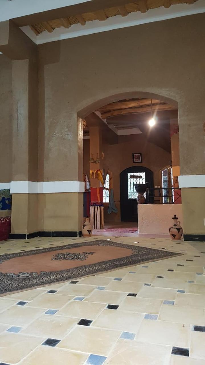 Riad Pizzeria Marhaba Akhendachou n'Ait Ouffi Eksteriør billede