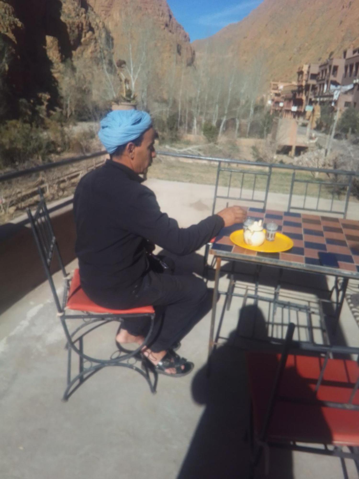 Riad Pizzeria Marhaba Akhendachou n'Ait Ouffi Værelse billede
