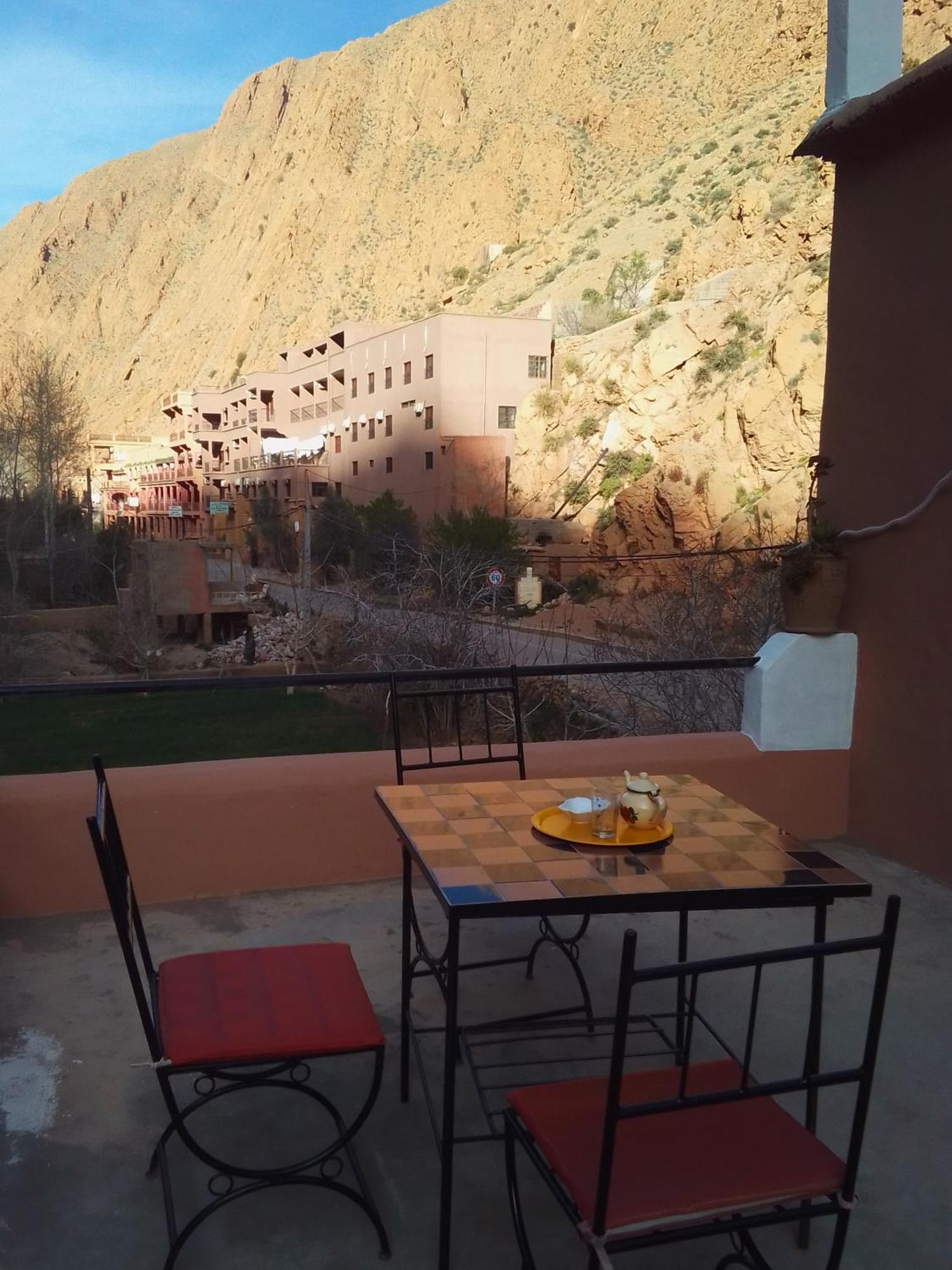 Riad Pizzeria Marhaba Akhendachou n'Ait Ouffi Eksteriør billede